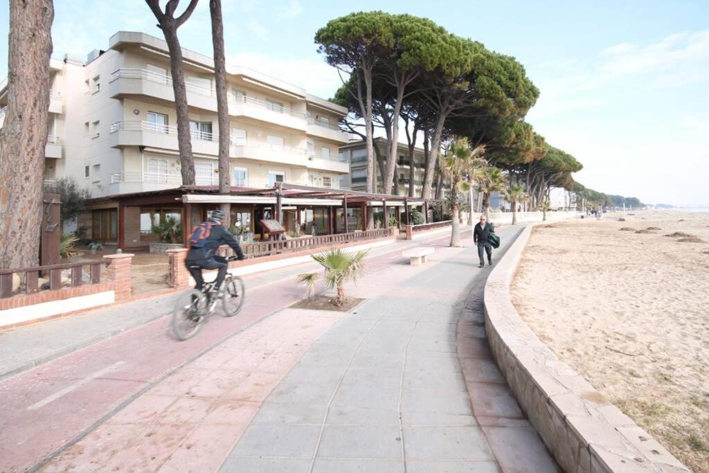 Apartamento Con Vistas Al Mar En Cambrils Buitenkant foto
